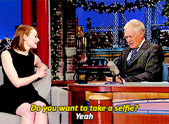 blondiepoison:  Emma Stone and David Letterman can’t stop taking selfies on the Late Show with David Letterman (December 15, 2014) 