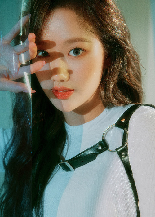 hanihyuna:‘Da Capo’ Concept Photos ★ Chaekyung, Chaewon, Naeun