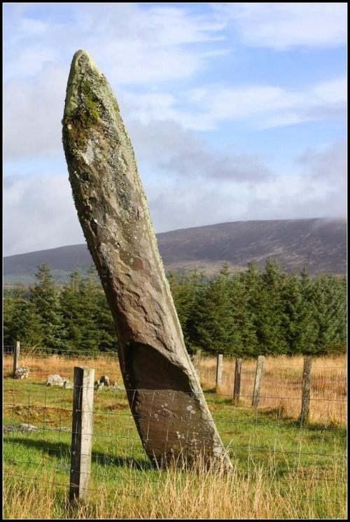 theoldstone:Knocknakilla is a megalithic complex in Ireland that is rich with archaeological artifac