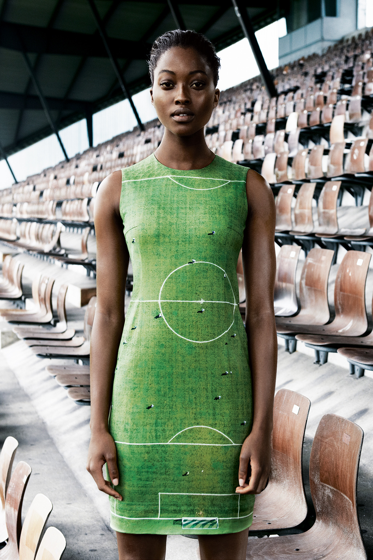 sau-inspiring:  lamusenoire:  Akris Spring Summer 2014: Nyasha Matonhodze   SAU