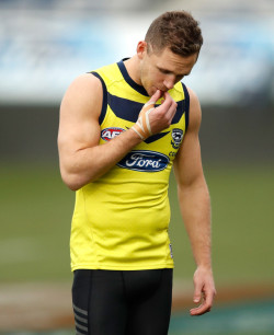 giantsorcowboys:  Thursdays In Tights!Joel Selwood Looks So Sexy In His Tights!Woof, Baby!