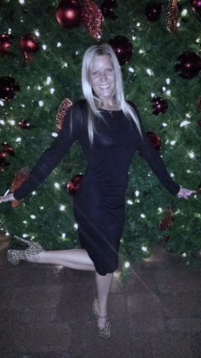 scottnikipowers:   Niki at the company Christmas party…it’s sprinkling outside her in Phoenix AZ 