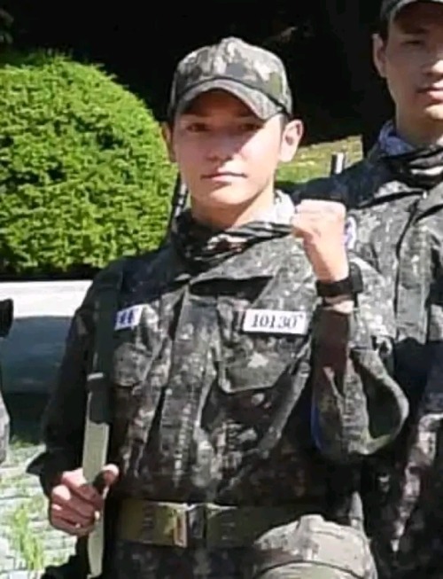 PLATOON LEADER LEE TAEYONG🫡