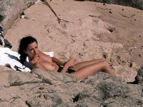 lostfoundandenviedurl:Penelope Cruz   Nice porn pictures