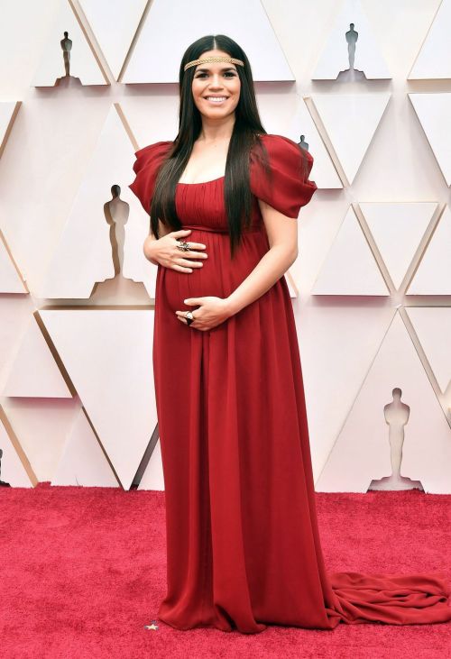 costumeloverz71:America Ferrera.. Academy Awards 2020.. Red Carpet..