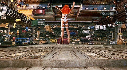 neillblomkamp:  The Fifth Element (1997) Directed by Luc Besson