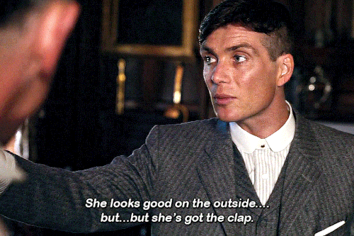 PEAKY BLINDERS (2013-2022)MASTERS OF THE AIR (2024)