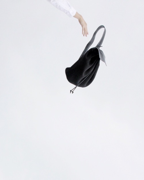 bindictr:  touch of god bag by @nt.nintha photo by bindictr