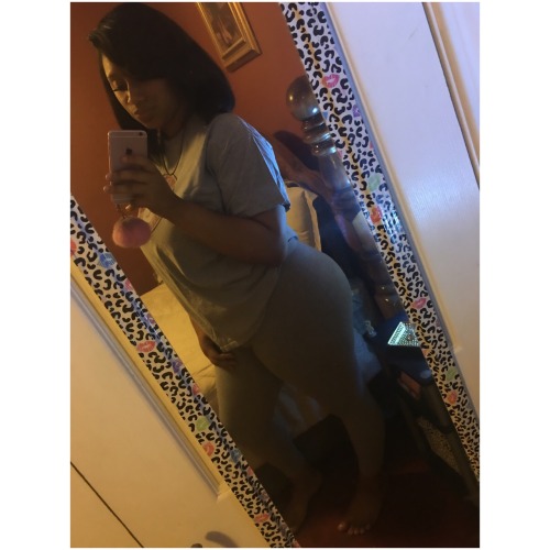 mylifeasdenisha:  BLACKOUTDAY.| letting that melanin show.✨