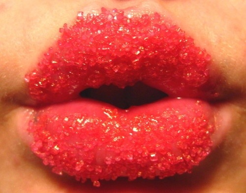snorklesxxx:  Gimme a kiss! 