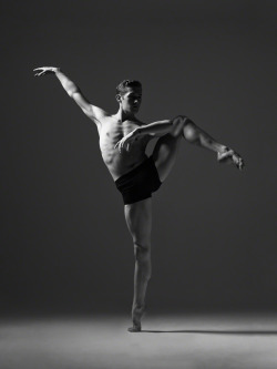 ronnieboehm:  Greig Matthews of Wiener Staatsballett.ronnieboehm.tumblr.com