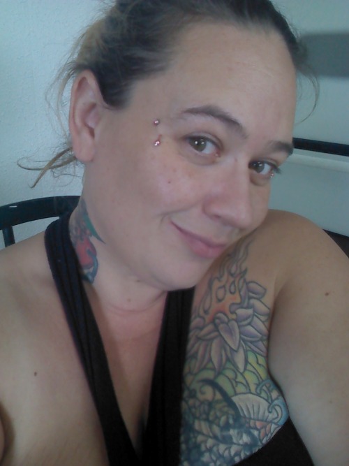 redsgirl1021:  Facelift in the kitchen and a bit of plumbing today. I’m a good helper and a fairly proficient plumber. I’m looking forward to having my followers know more about me. xoxo