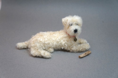  A needle felted Wheaten Terrier.  Have a peaceful Sunday!  #wheatenterrier 