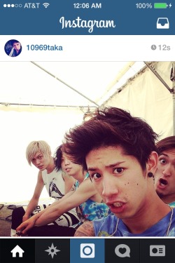 abunaifan:  Taka’s hair flip/spike! Taka