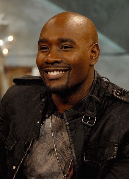 lady-bre-z-bad-ass:  juicylips93:  lebritanyarmor:  purpleshirtedeyestabber:  siremamai:  lostinreveriee:  The Smile. It’s the first thing I notice.   There’s just something about a man with a beautiful smile..😍  ^^^ yes. My fav thing about a guy