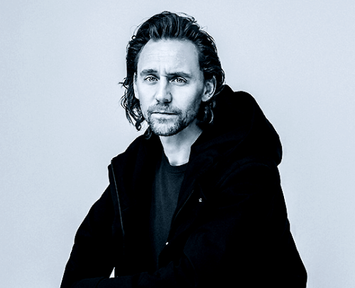 Tom Hiddleston by Dalong Yang for Bosideng (2019)