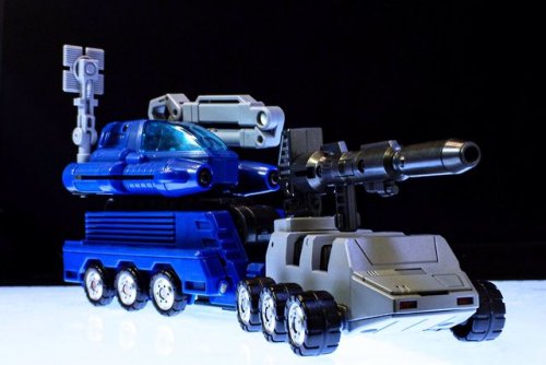 aeonmagnus: Transformers Masterpiece MP-44 Convoy (Optimus Prime)