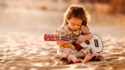 sahilsajjad:Cute Little Guitarist Girl HD Wallpaper