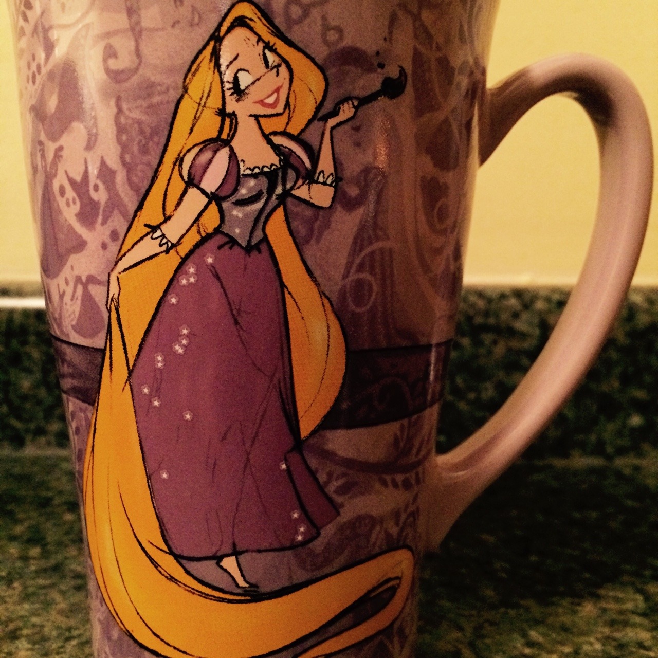 stevethompson-art:  If you find yourself at a Disney Store Outlet, make sure to pick