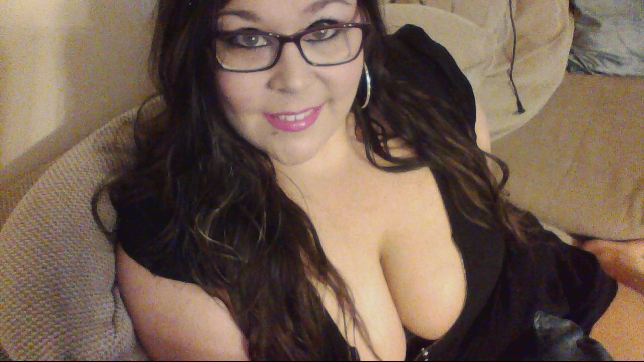 downsouthgagirl:  I can’t decide which one I like, so y’all can have them all!