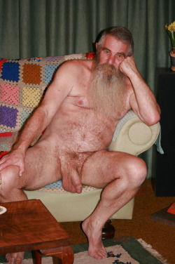 dadchaser63:  …Grandpa is a nudist…