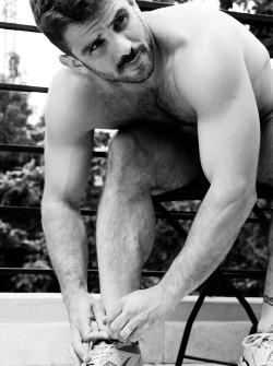 musculo-duro:  Instagram / Tumblr / Facebook / Send your photo