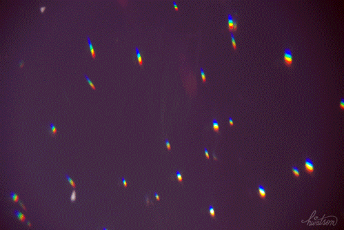 frolicingintheforest:Rainbow aura prism! ♥When exposed to direct sunlight, this pretty thing will ma