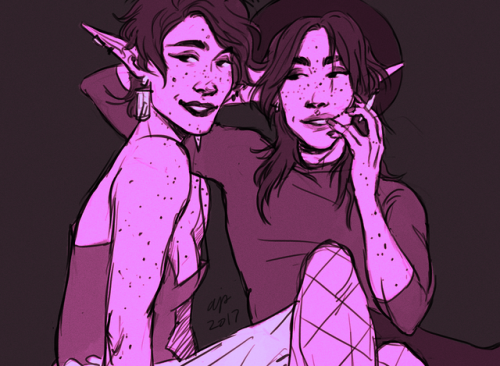 birdiethebibliophile: alexschlitz: theres no reason for this i just wanted 2 draw the twins blazing 