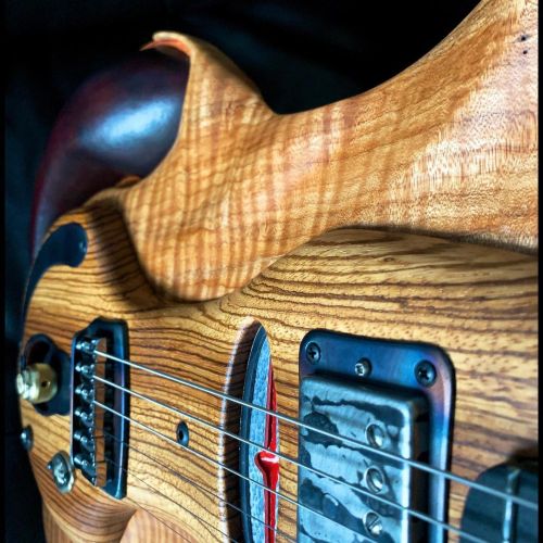 Details of M-tone High Water. #luthier #guitarsbuiltbyhand #boutiqueguitars #coolguitars #mtoneguita