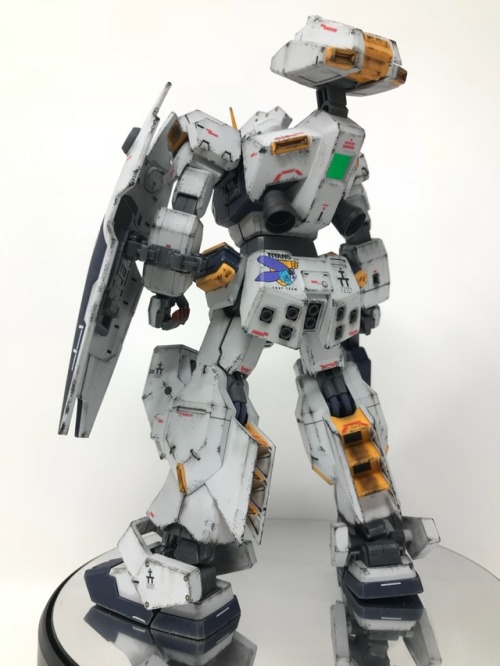 bigdaddycruiser:  Completed MG Hazel Custom! This really shouldn’t have been P-Bandai but it’s worth hunting down!