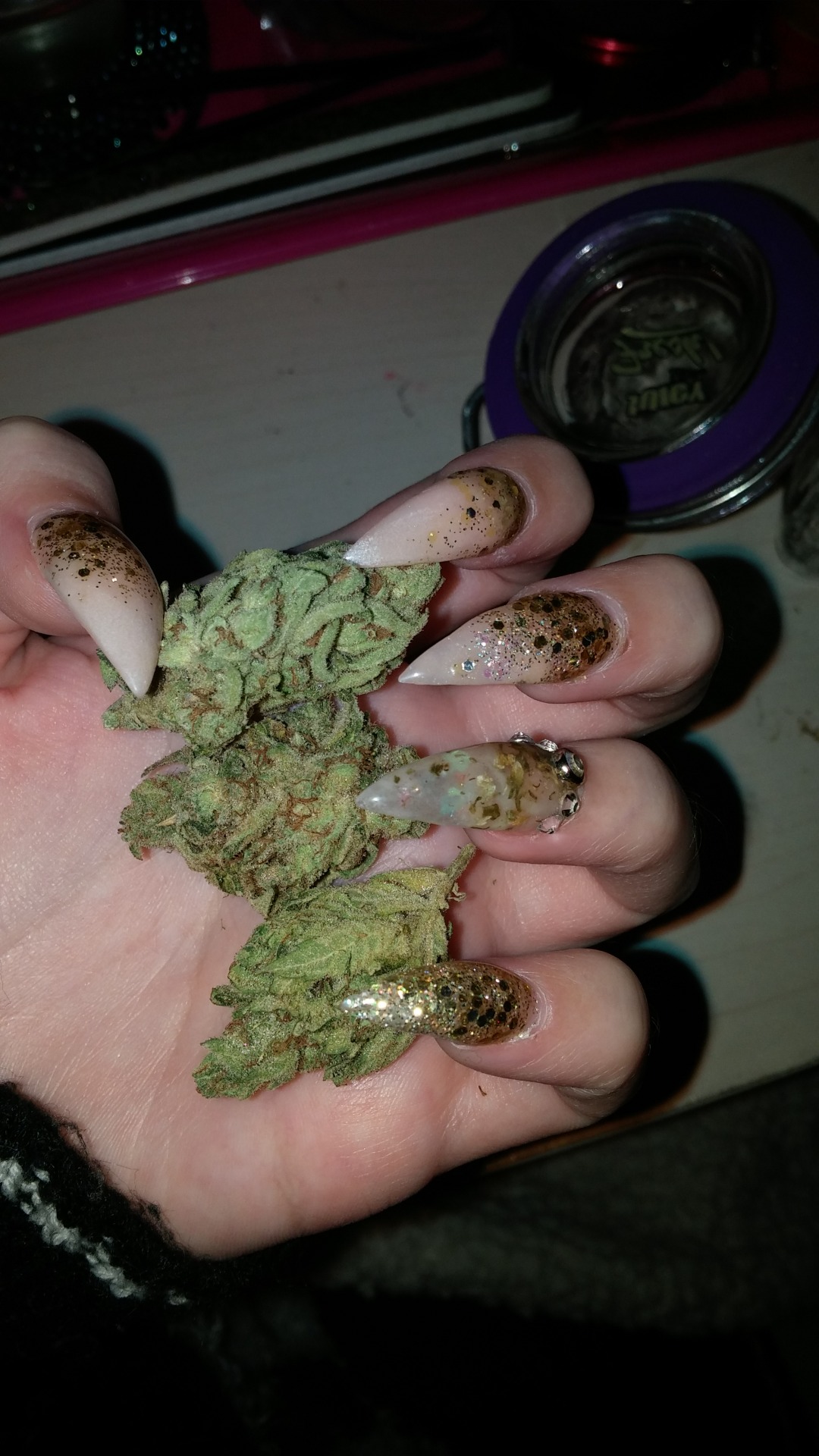 stoneroftheshire:  We just had to get more Gorilla Glue💕 🌳Please don’t remove