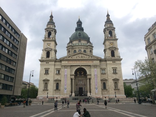 mythmusicandmagic:Today in Budapest