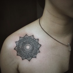 1337tattoos:  My gorgeously detailed mandala by Aaron from The Circle, Soho, London. Aaron’s tumblr, and instagram. The Circle’s website, tumblr, and instagram. submitted by http://chapterelf.tumblr.com