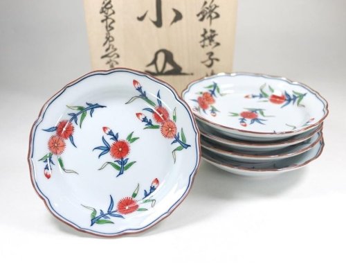 japanese-plants:Tableware with fringed pink designs