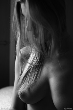 nicenudephotos:  Nude by Bredon by JoaquindelCastelloGilbert from http://ift.tt/LvxwLN 