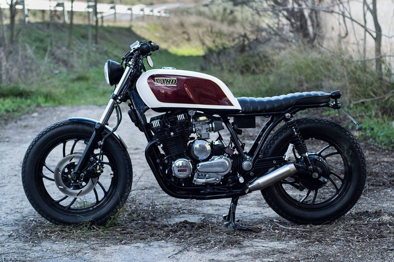 caferacerpasion:  GO GO GO! Yamaha XJ650 â€ªâ€ŽBrat Styleâ€¬ â€œDesert