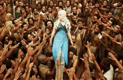  “Mhysa!” they called. “Mhysa! MHYSA!” They were all smiling at her, reaching for her, kneeling befo