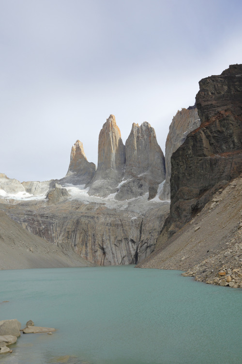 2016: Different aspects of the granite Torres del Paine, an eroded remnant of the Upper Miocene (12.
