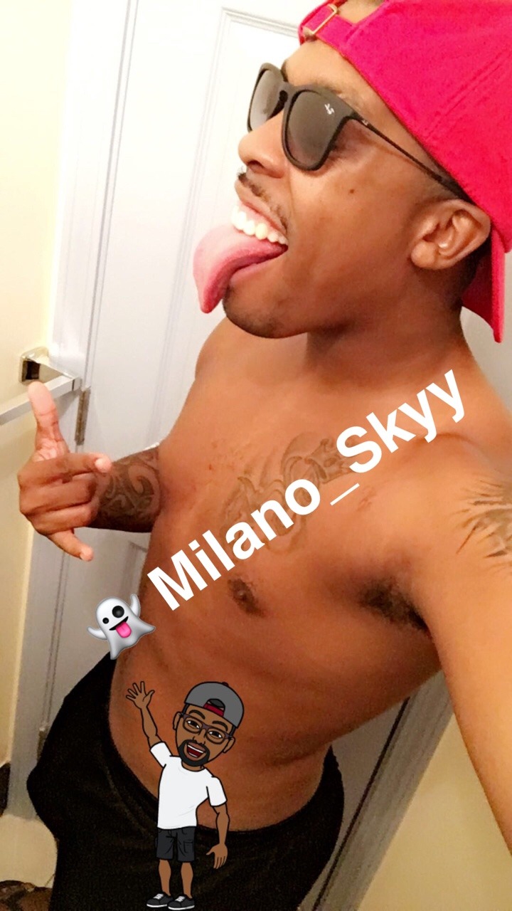 markowms:  Add these sexy guys on Snapchat 👍🏽💪🏽   FOLLOW @Mark0_P0l0
