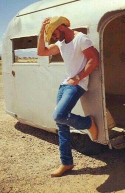 masterheadwolf:  redneckcowboy69:  bootedcowboys:  Submitted by a dear follower! Keep me posted with hot booted cowboys!  http://bootedcowboys.tumblr.com/submit  Woof!  Ride on my Dick Cowboy!