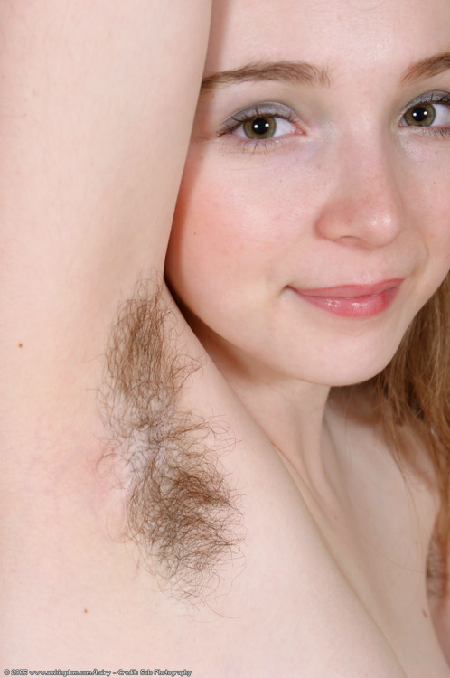 tits-n-pits:  I may have a new favorite.