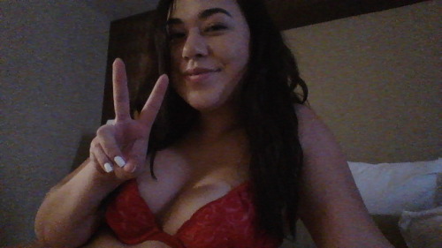 downassasian: hello my loves  She&rsquo;s a cutie