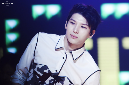 prince-taekwoon:do not edit | © my breeze my