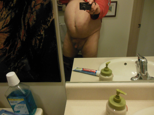 privatedaddies:  bak71:  panas73:  daddy bear  Sexy Papi 💓💘😍😘  Want him