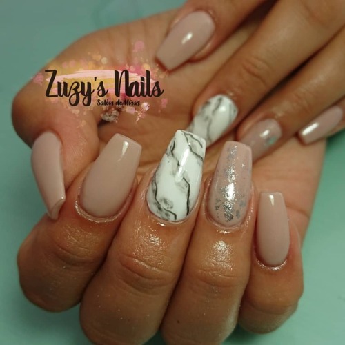 Relleno//Retoque de uñas de acrílicoCitasWhatsApp 3317601295 Facebook Inbox ➡️ m.me/zuzysnails #