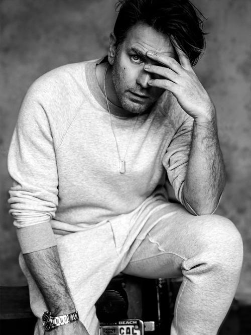 sbastianstan:EWAN MCGREGORph. by Damon BakerVMAN Magazine (2021)