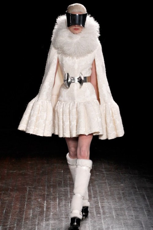 Alexander McQueen, fall 2012 RTW
