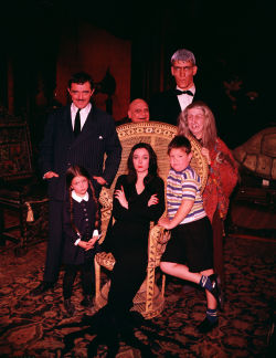 retrogasm:  The Addams family in color