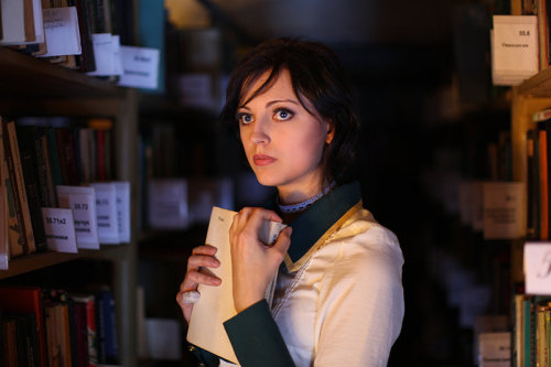 hatewizard:  ianbrooks:  Bioshock Infinite: Elizabeth Cosplay by Anna Ormeli  Artist: DeviantArt / Facebook   they actually hired her and used her as elizabeth’s face which is probably one of the coolest things I’ve ever heard of a developer doing