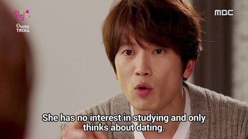 dramatroll:He’s not describing me right? 